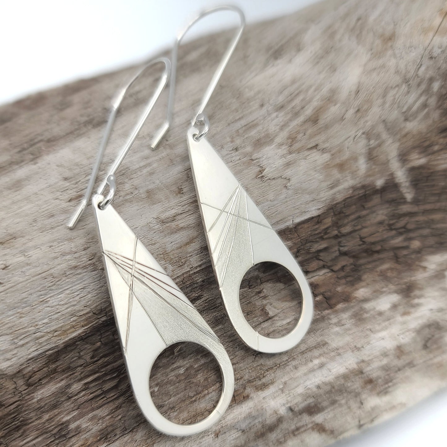 Raindrop dangles