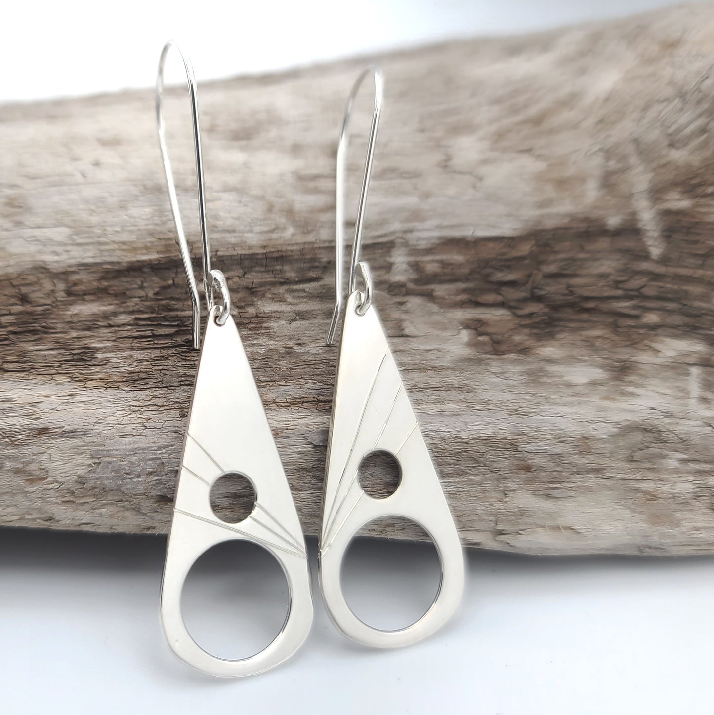 Raindrop dangles